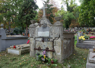 Grobowiec Garbaczyńskich, przed renowacją, rok 2018.