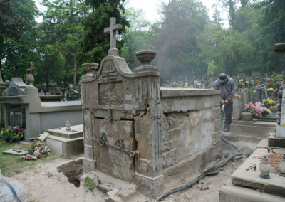 Grobowiec Garbaczyńskich, podczas renowacji, rok 2019.