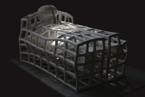 Brach_Sarkofag, 2012, porcelana, 102x55x66