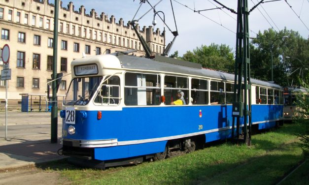 Tłusty Czwartek w tramwajach 102Na