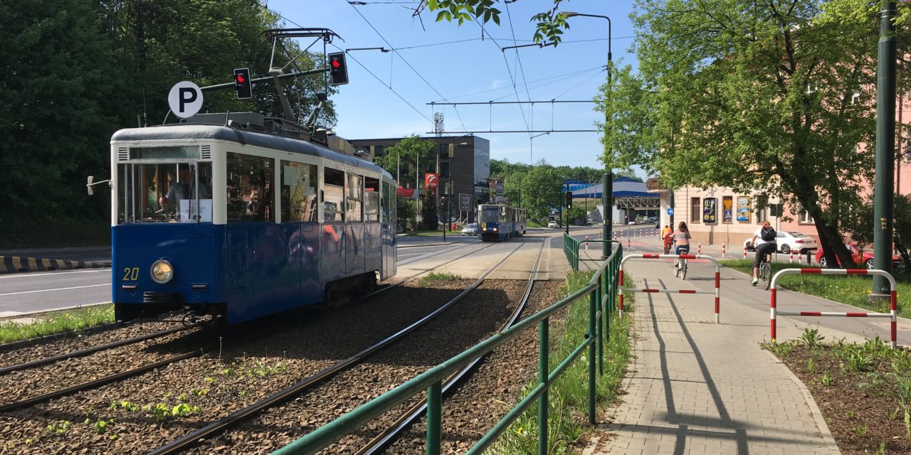 Literacki tramwaj na ulicach Krakowa