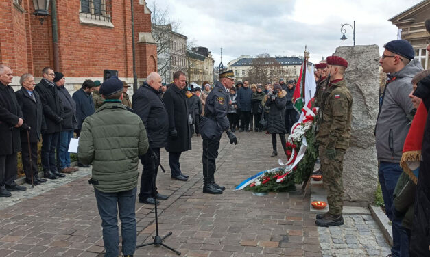 Uroczystości upamiętniające harcerzy z plutonu „Alicja”